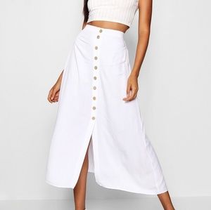 ⭐ Boohoo Midi Skirt